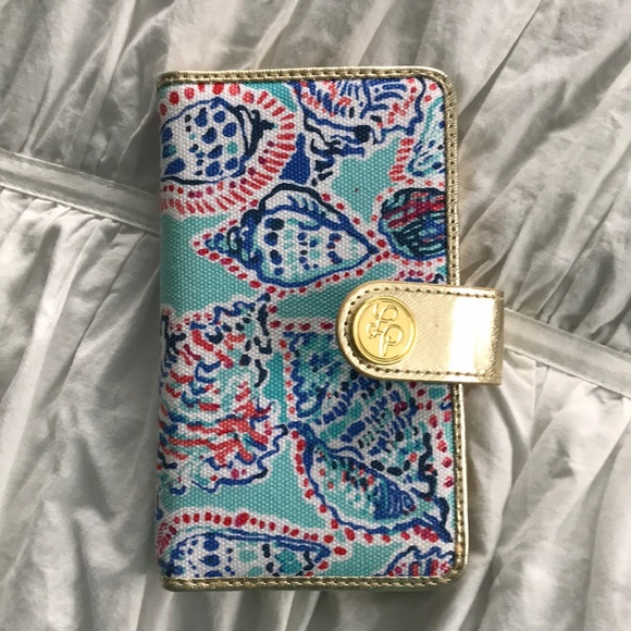 Lilly Pulitzer Accessories - Lily Pulitzer wallet